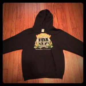 Men’s M Sierra Nevada Pullover Hoodie